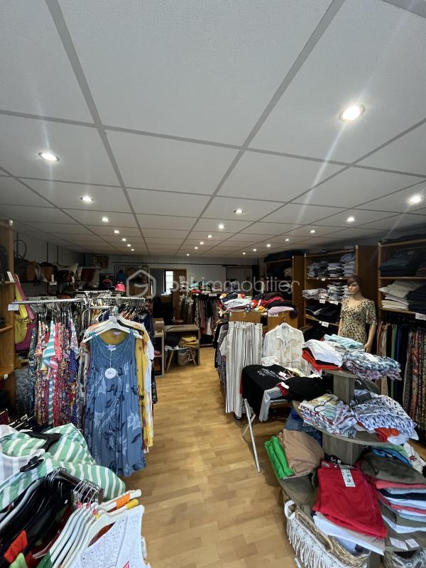 Immeuble - 128 m² - 7 pièces