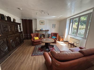 Maison - 85 m² - 4 pièces