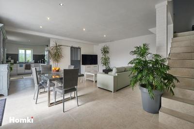 Maison en pierre - 154 m² - 5 pièces