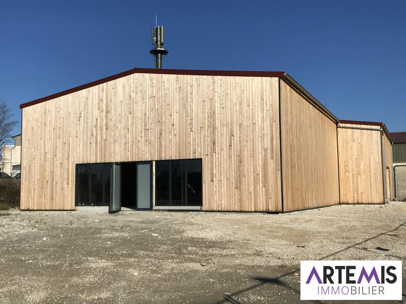 Local d'activités - 500 m² - 1 pièce