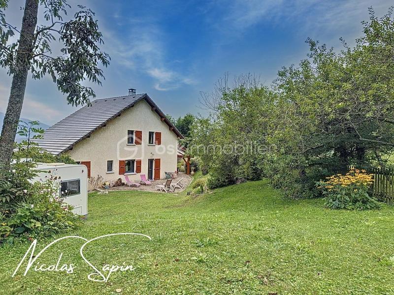 Maison - 144 m² - 7 pièces