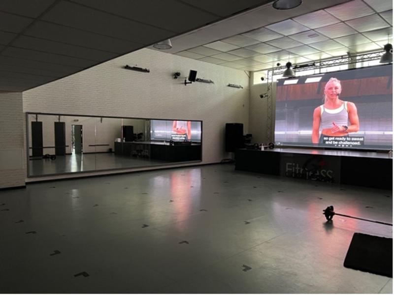 Local commercial - 1 221 m² - 8 pièces