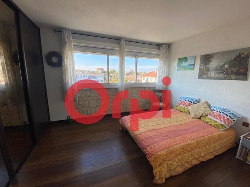 Appartement - 81 m² - 4 pièces