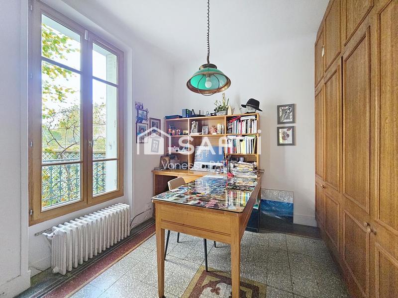 Villa - 212 m² - 11 pièces