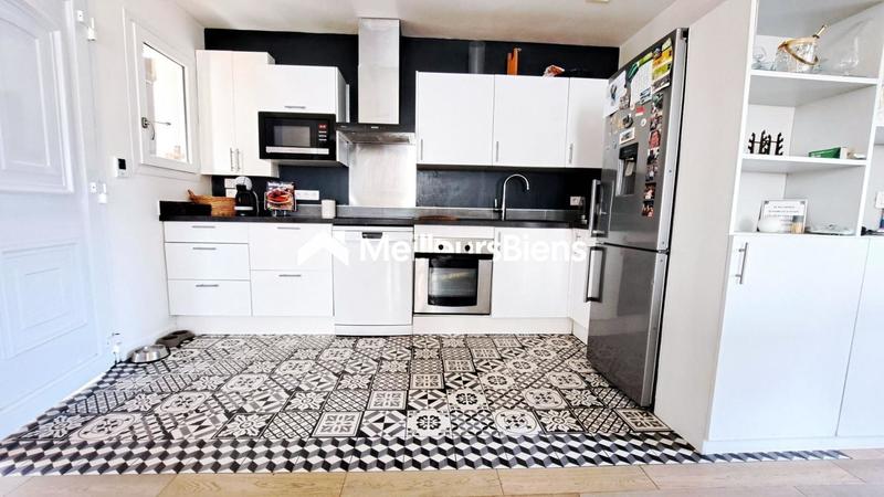 Maison - 106 m² - 6 pièces