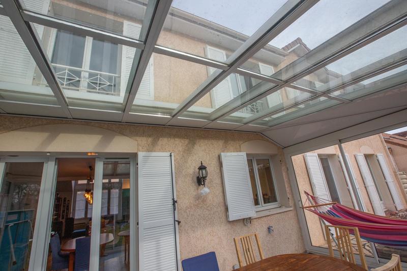 Maison - 205 m² - 8 pièces