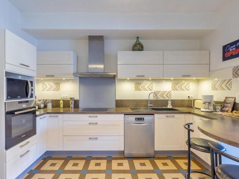 Maison - 148 m² - 6 pièces