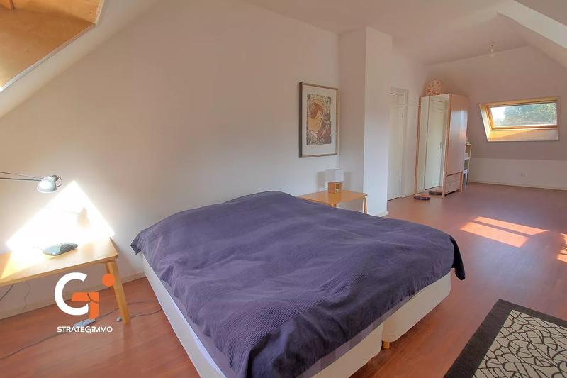 Propriété - 175 m² - 7 pièces