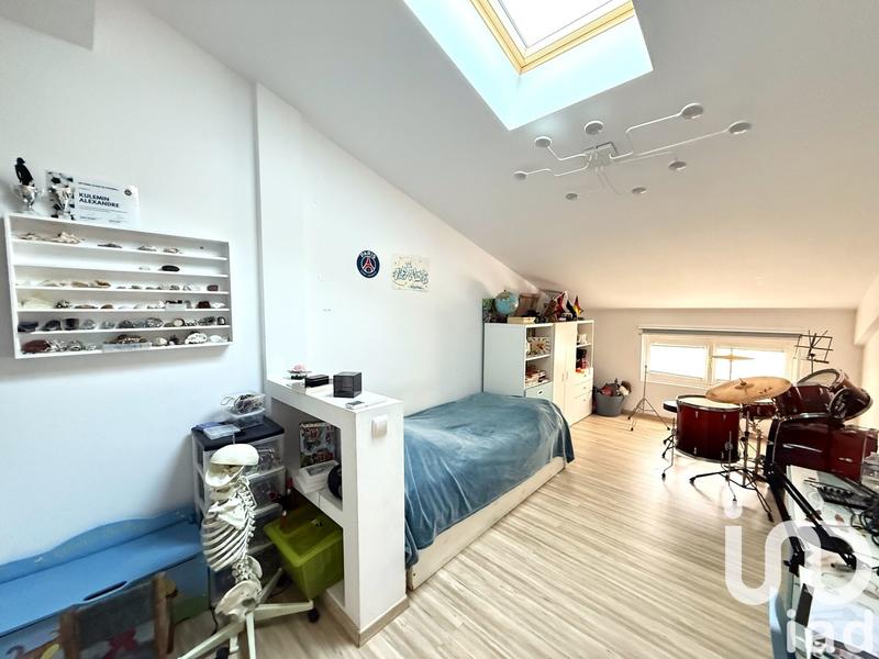 Maison - 173 m² - 6 pièces