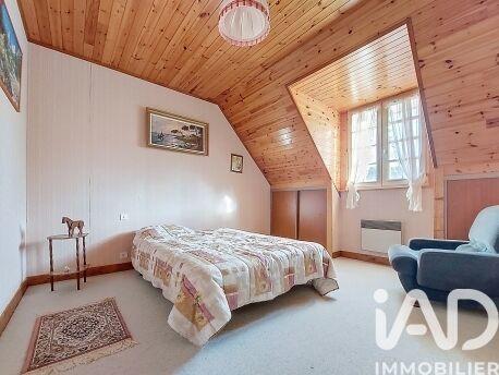 Maison - 120 m² - 7 pièces