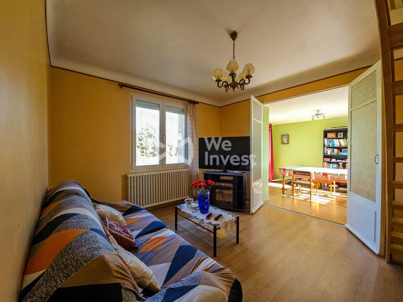 Maison traditionnelle - 179 m² - 7 pièces