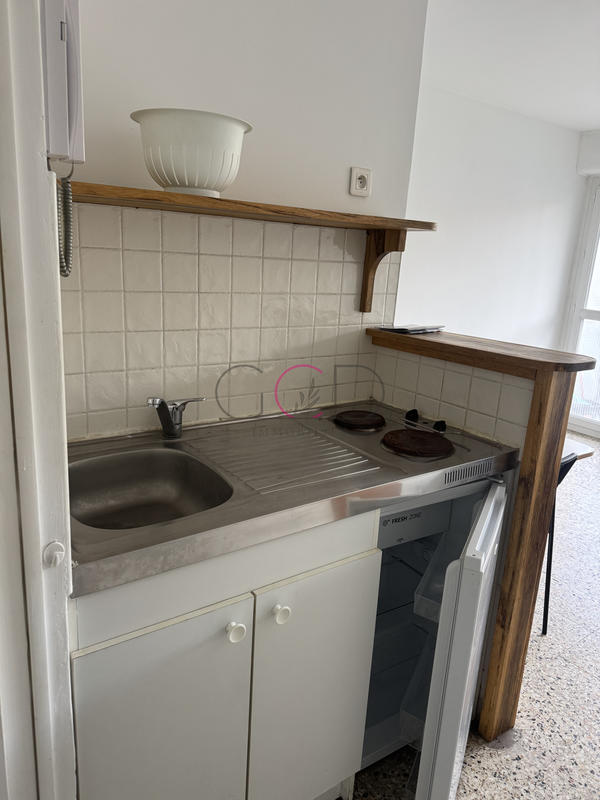 Appartement - 18 m² - 1 pièce