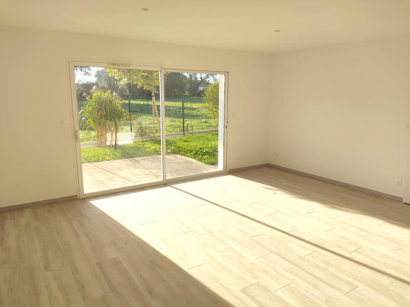 Maison - 92 m² - 4 pièces