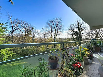 Appartement - 95 m² - 5 pièces