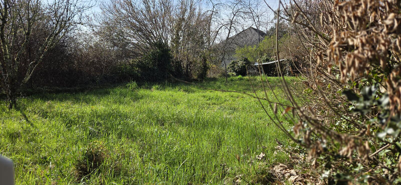 Terrain - 300 m²