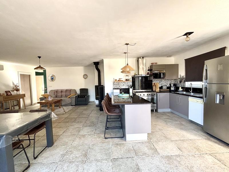 Villa - 107 m² - 4 pièces