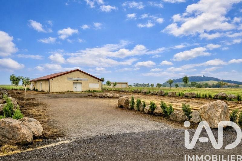 Maison - 140 m² - 9 pièces