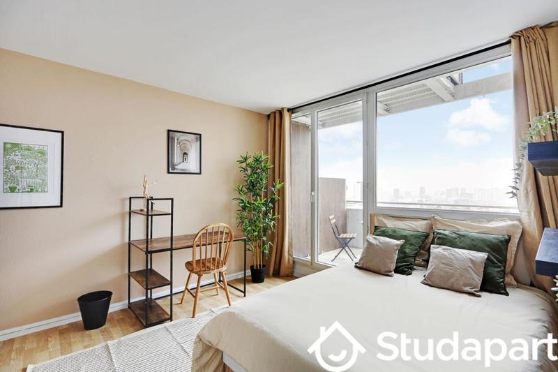 Chambre - 13 m² - 1 pièce