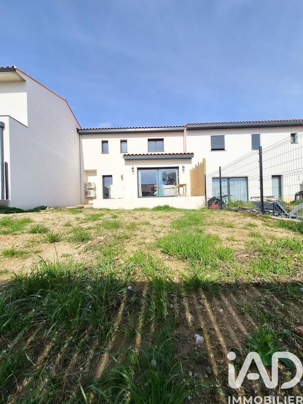 Maison - 105 m² - 4 pièces