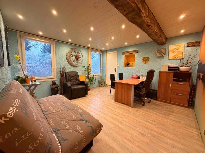 Corps de ferme - 350 m² - 10 pièces