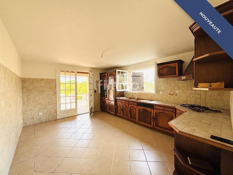 Villa - 213 m² - 7 pièces