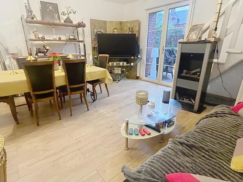 Maison - 77 m² - 4 pièces