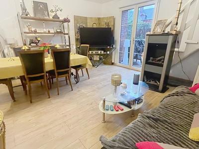 Maison - 77 m² - 4 pièces