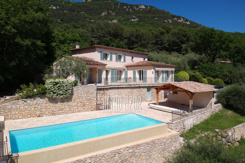 Villa - 156 m² - 6 pièces