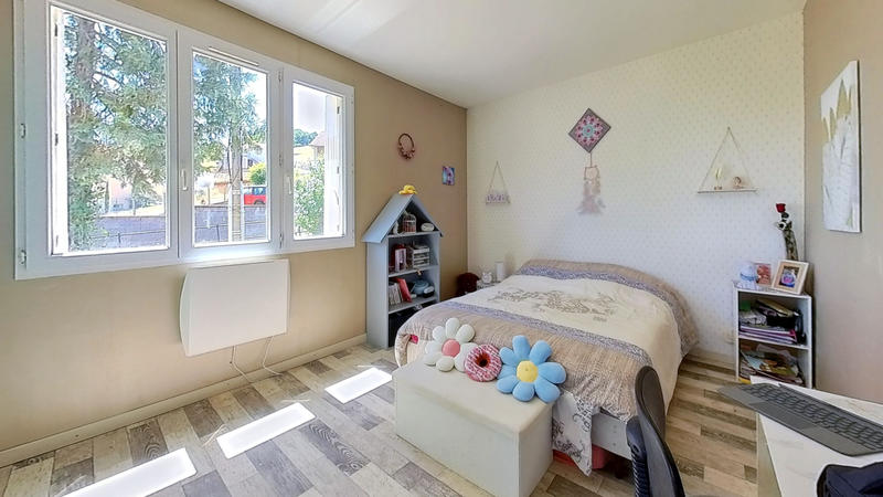 Maison - 98 m² - 5 pièces