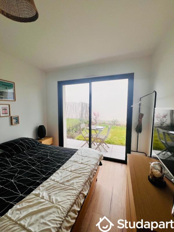 Chambre - 13 m² - 1 pièce