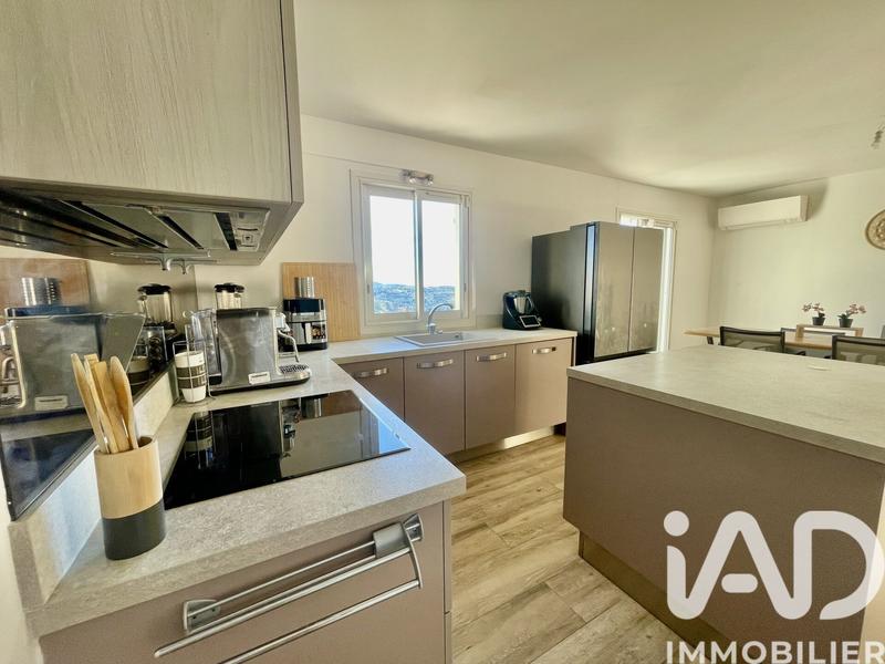 Maison - 112 m² - 4 pièces