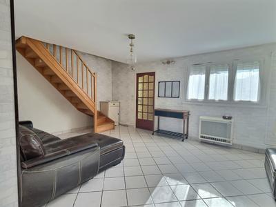 Maison - 96 m² - 5 pièces