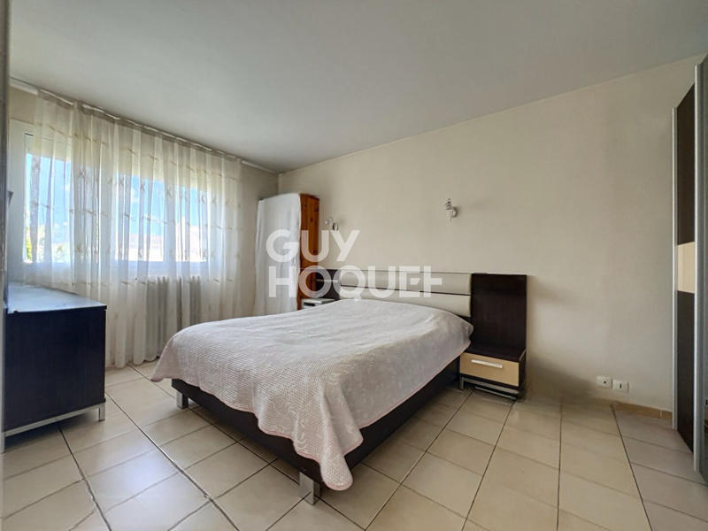 Maison - 172 m² - 10 pièces