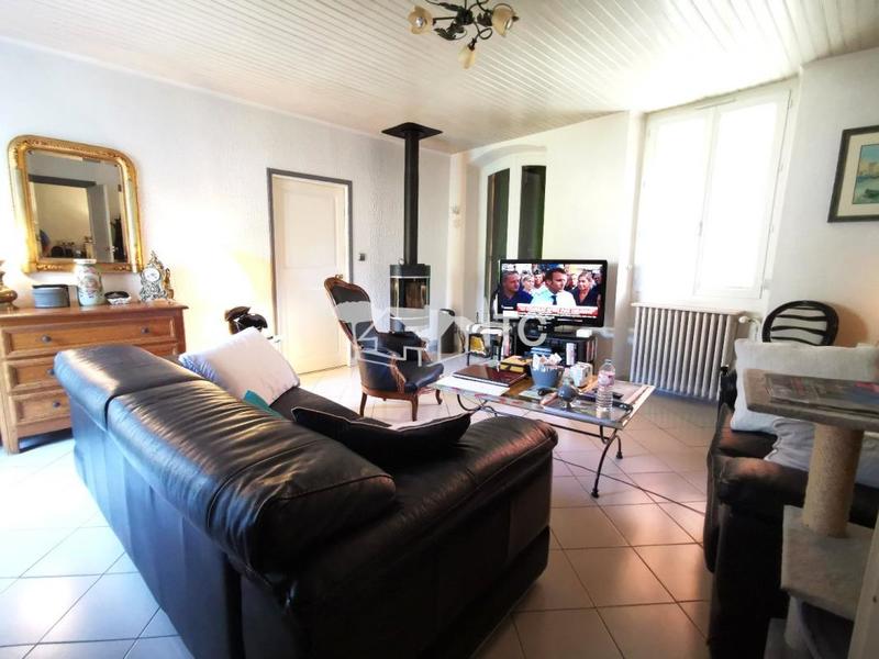 Maison en pierre - 104 m² - 5 pièces