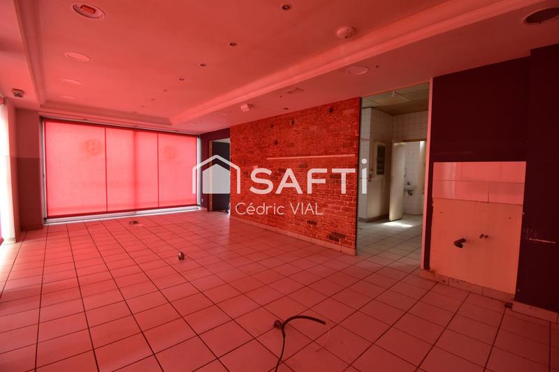 Local commercial - 67 m² - 2 pièces