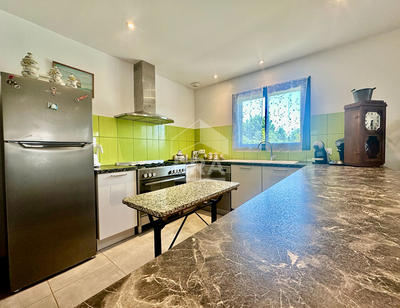 Maison - 97 m² - 4 pièces