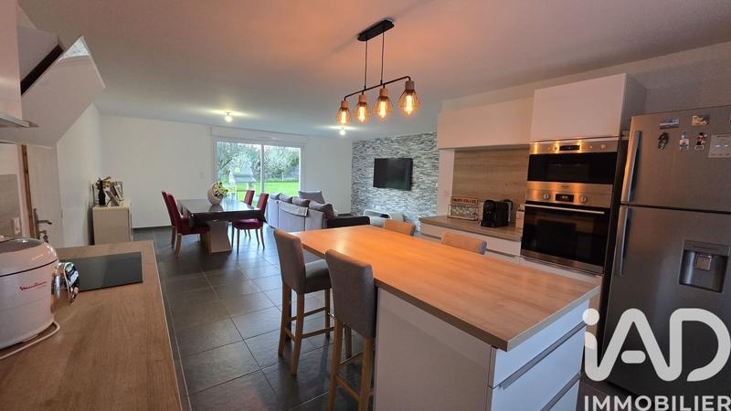 Maison - 103 m² - 5 pièces