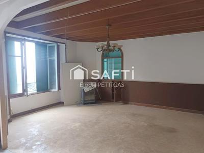 Maison - 134 m² - 7 pièces