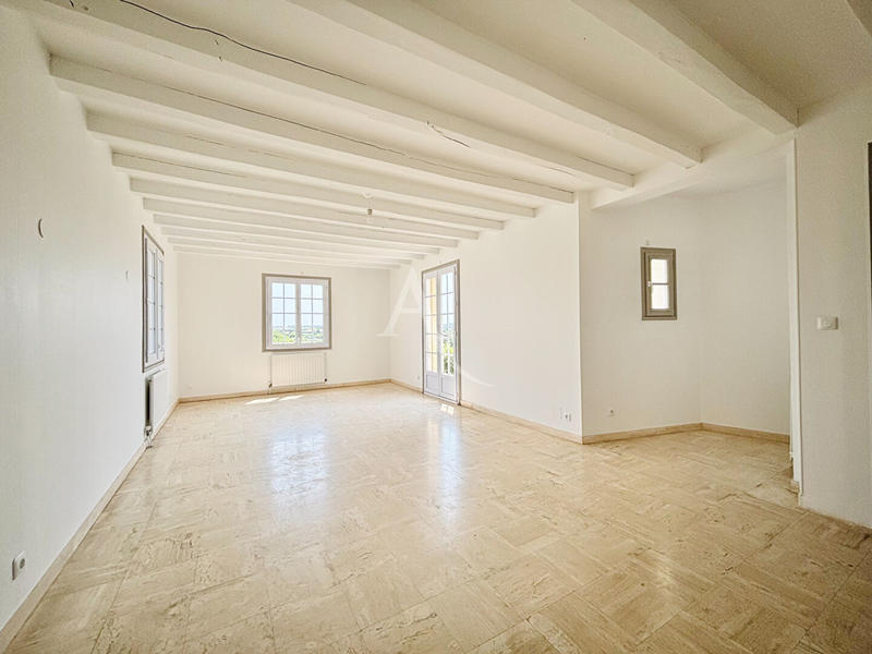 Maison - 145 m² - 6 pièces