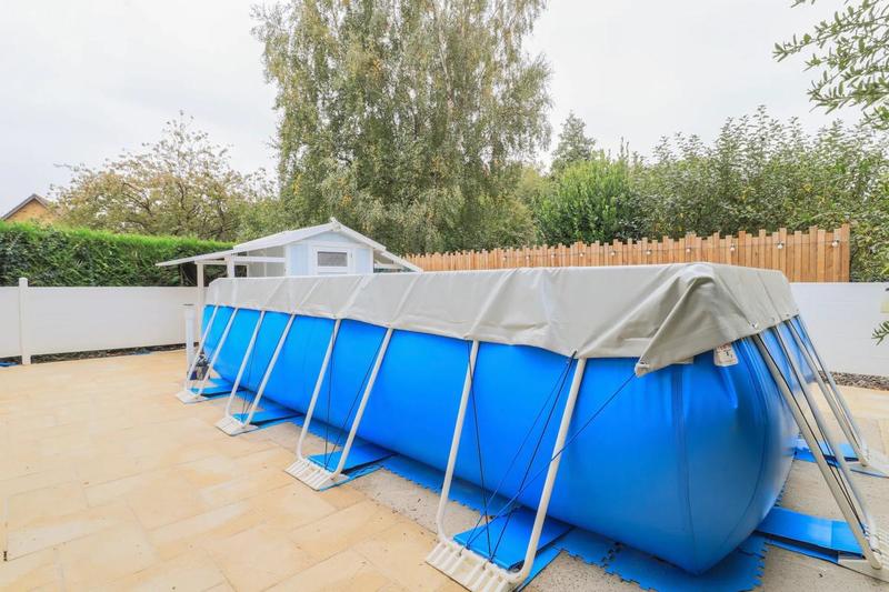 Maison - 238 m² - 7 pièces