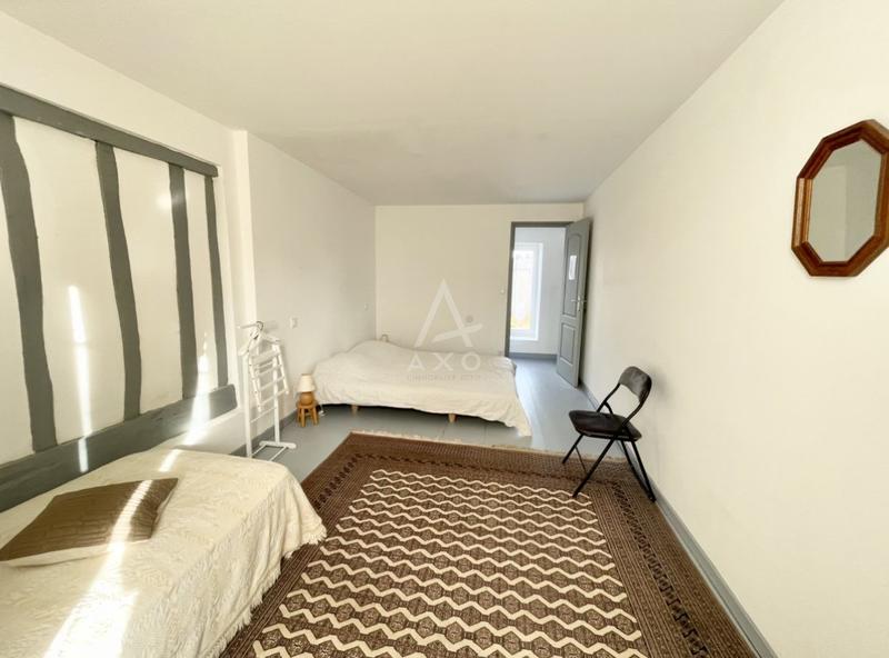 Maison en pierre - 187 m² - 9 pièces