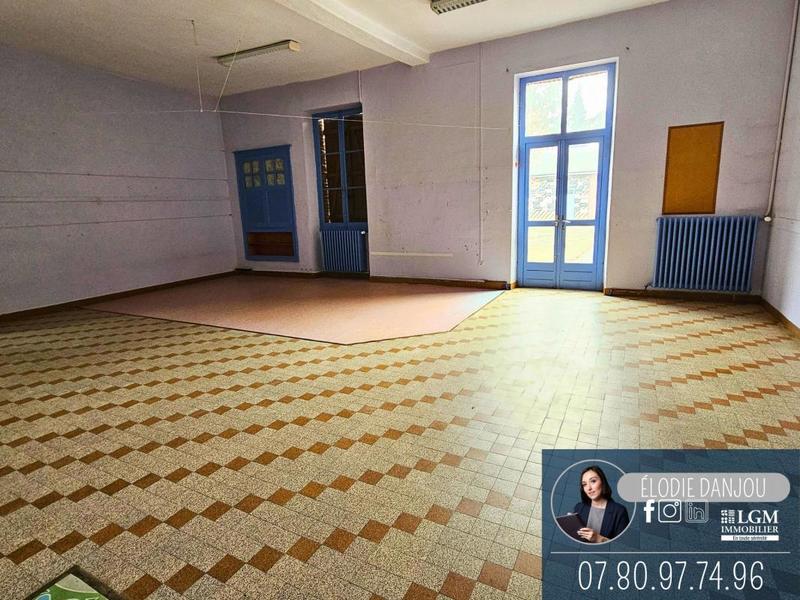 Maison - 390 m² - 10 pièces