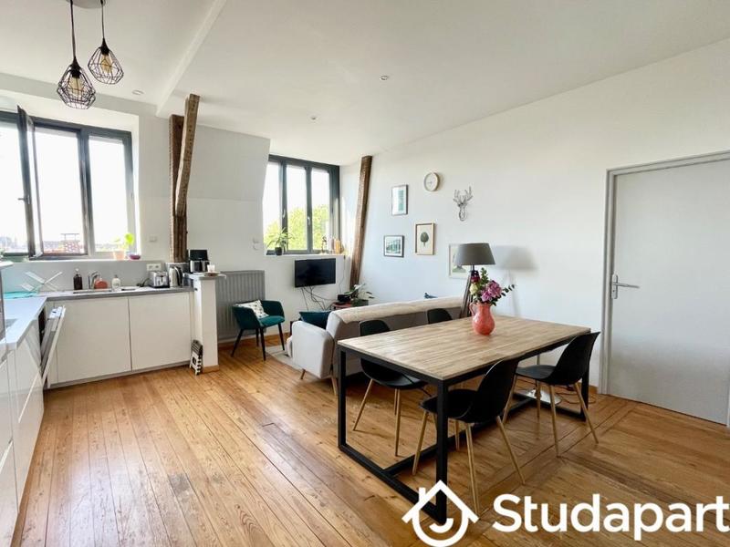 Chambre - 14 m² - 1 pièce