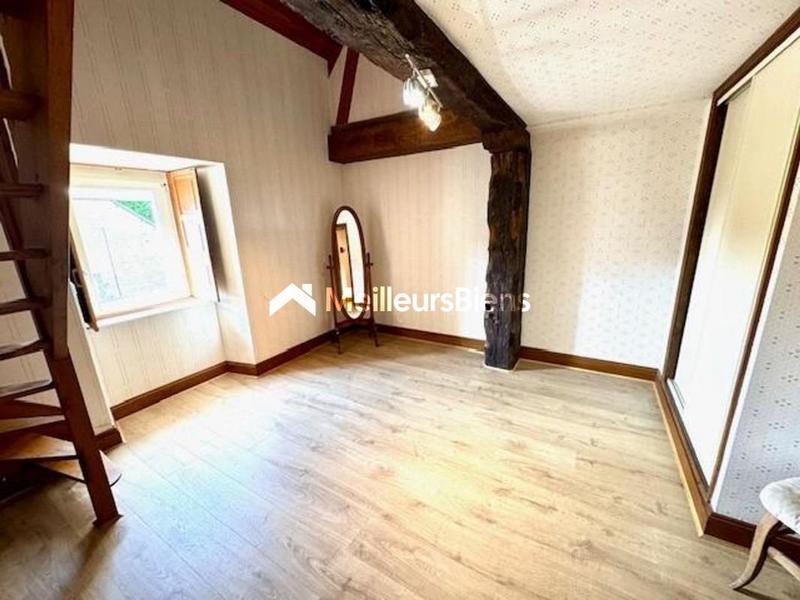 Propriété - 192 m² - 12 pièces