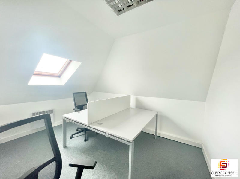 Bureau - 97 m²