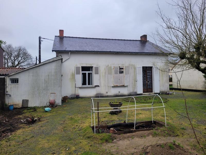 Maison - 90 m² - 4 pièces