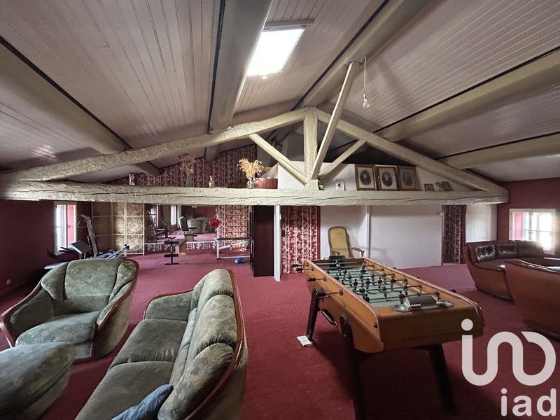 Maison de village - 318 m² - 10 pièces