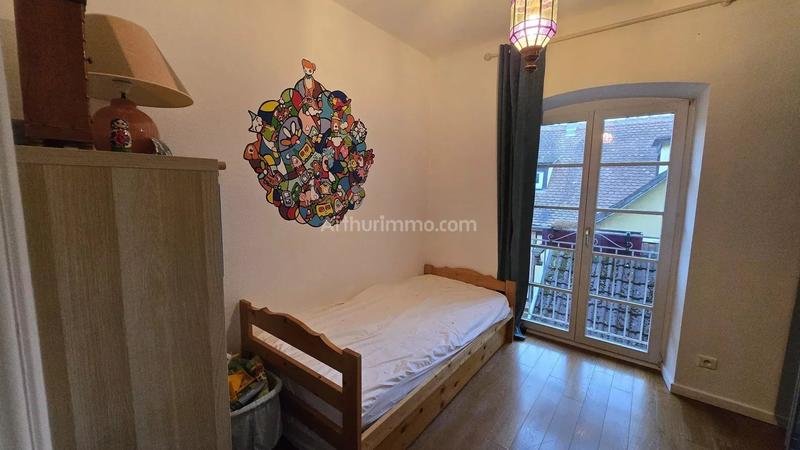 Maison - 243 m² - 11 pièces