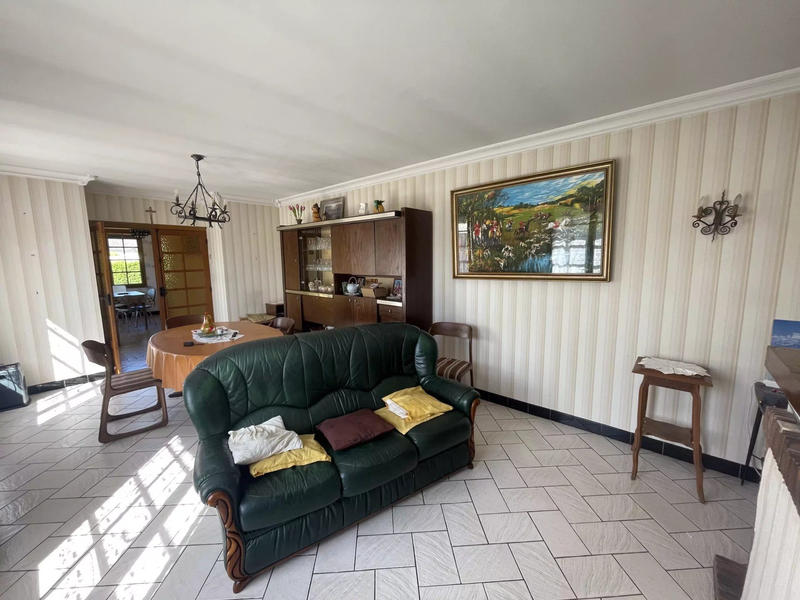 Maison - 102 m² - 4 pièces