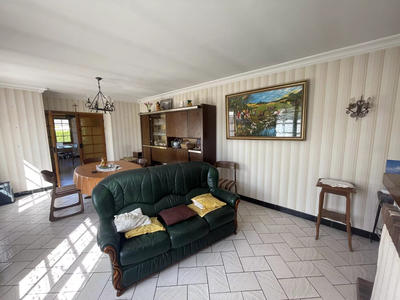 Maison - 102 m² - 4 pièces